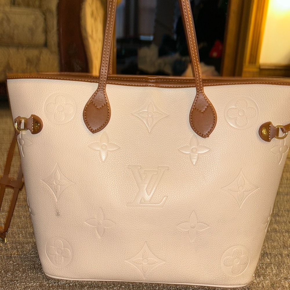 Louis Vuitton Cream and Brown monogram Tote Purse